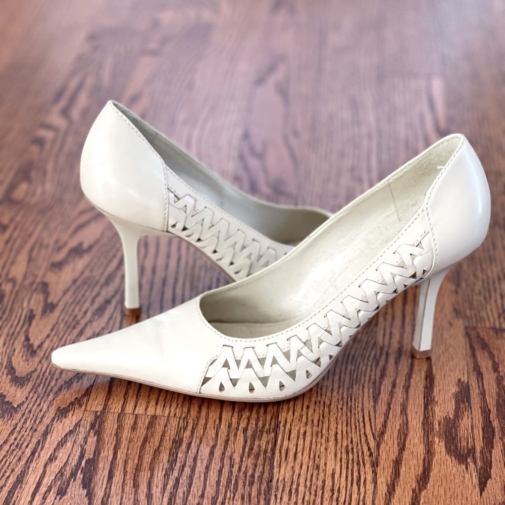 Nine West pointed Toe Heels